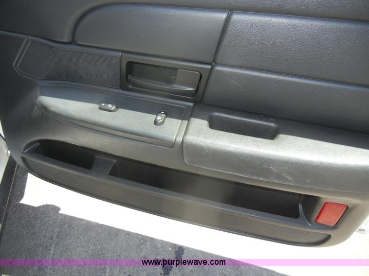 image for item D4104 2007 Ford Crown Victoria Police Interceptor