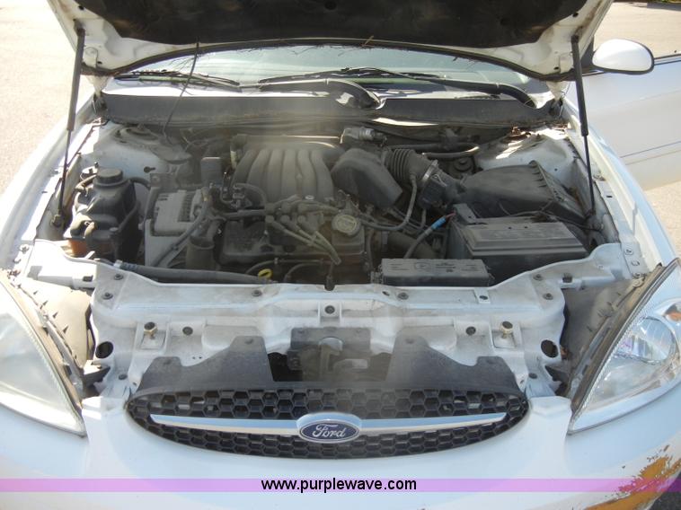 image for item D4108 2002 Ford Taurus SE