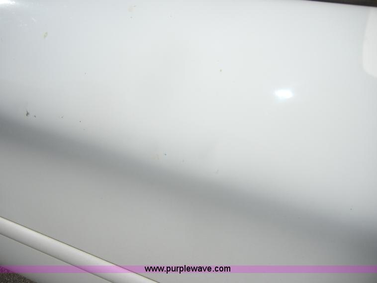 image for item D4108 2002 Ford Taurus SE