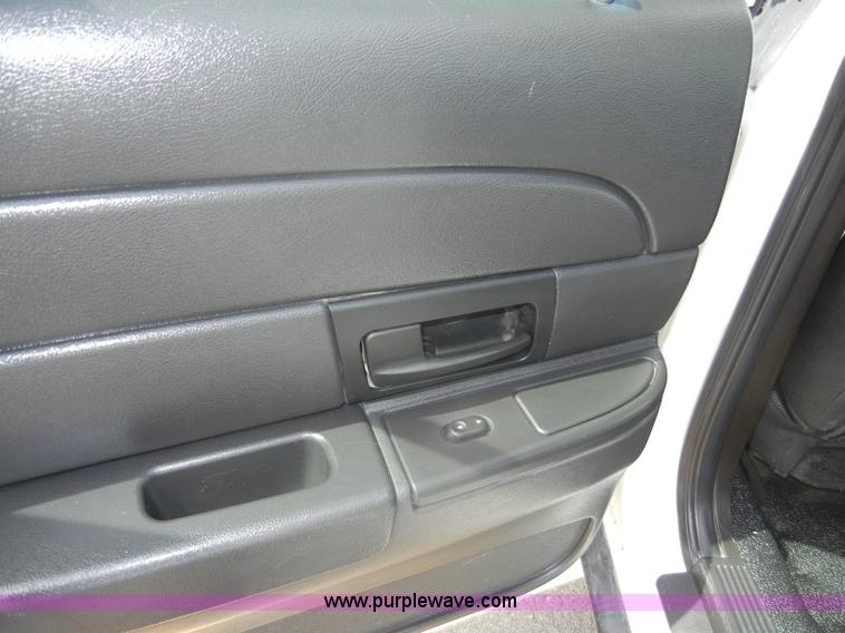 image for item D4111 2007 Ford Crown Victoria Police Interceptor