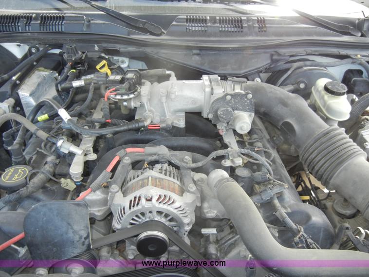 image for item D4111 2007 Ford Crown Victoria Police Interceptor