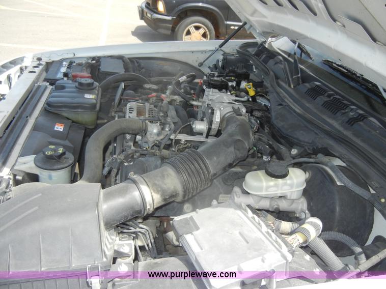 image for item D4111 2007 Ford Crown Victoria Police Interceptor