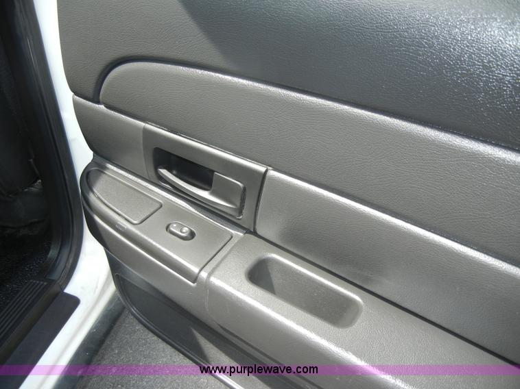 image for item D4111 2007 Ford Crown Victoria Police Interceptor