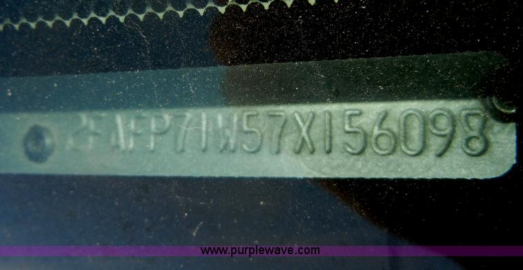 image for item D4111 2007 Ford Crown Victoria Police Interceptor