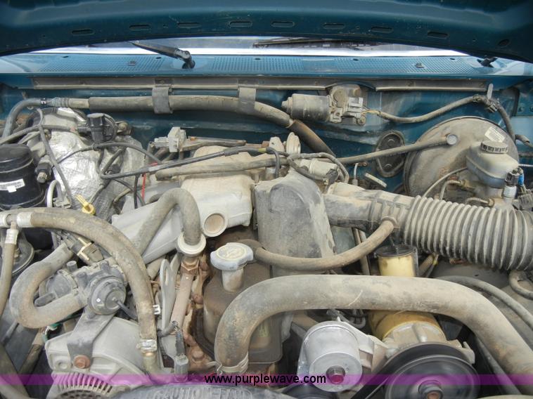 image for item D4123 1996 Ford F150 XL pickup truck