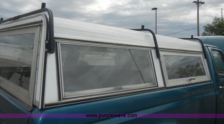 image for item D4123 1996 Ford F150 XL pickup truck