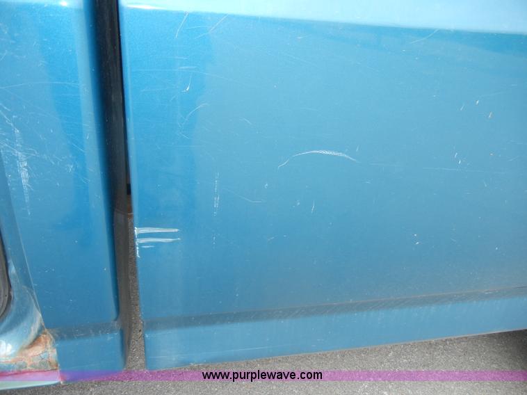 image for item D4123 1996 Ford F150 XL pickup truck