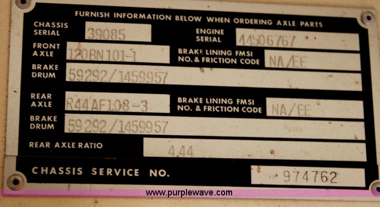 image for item D5009 1991 Blue Bird TC2000 school bus