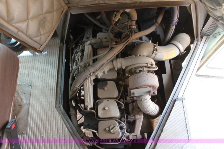 image for item D5009 1991 Blue Bird TC2000 school bus