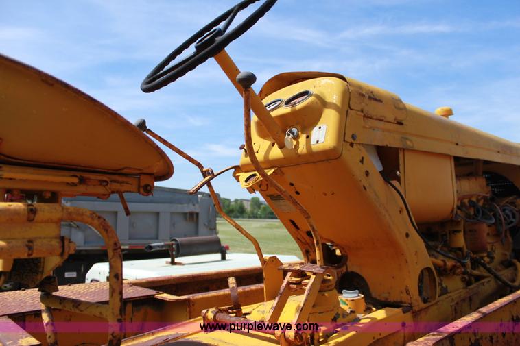 image for item D5026 Ferguson pneumatic roller