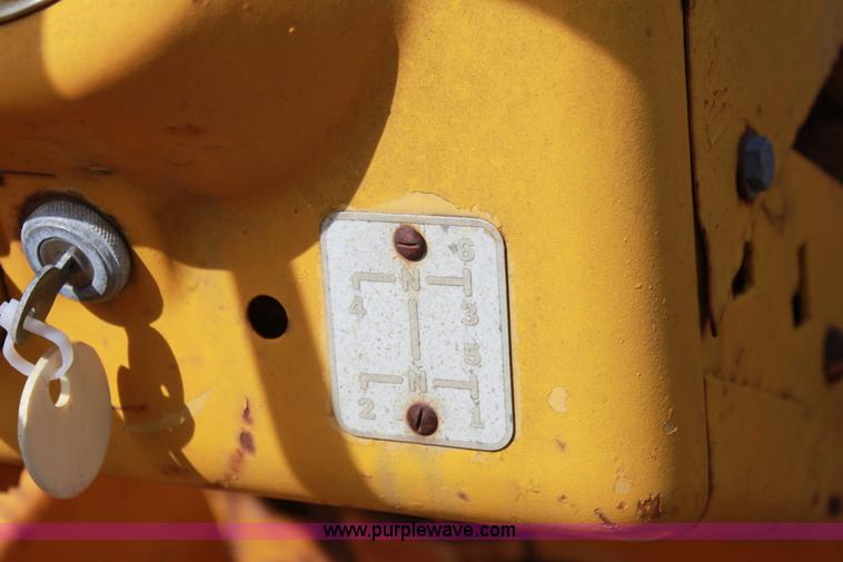 image for item D5026 Ferguson pneumatic roller