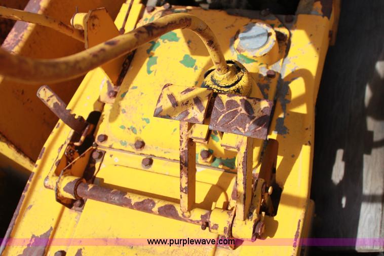 image for item D5026 Ferguson pneumatic roller