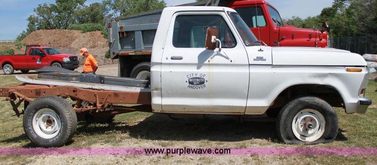 image for item D5029 1979 Ford F150 Custom pickup truck