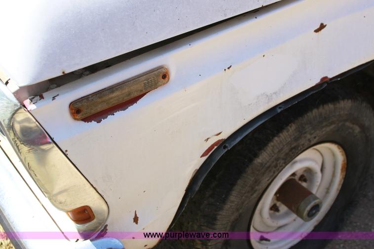 image for item D5029 1979 Ford F150 Custom pickup truck