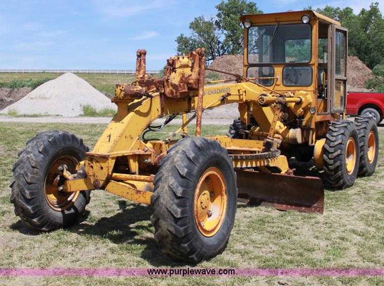 image for item D5030 Allis-Chalmers M100B motor grader