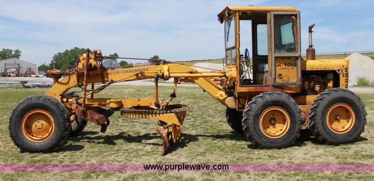 image for item D5030 Allis-Chalmers M100B motor grader