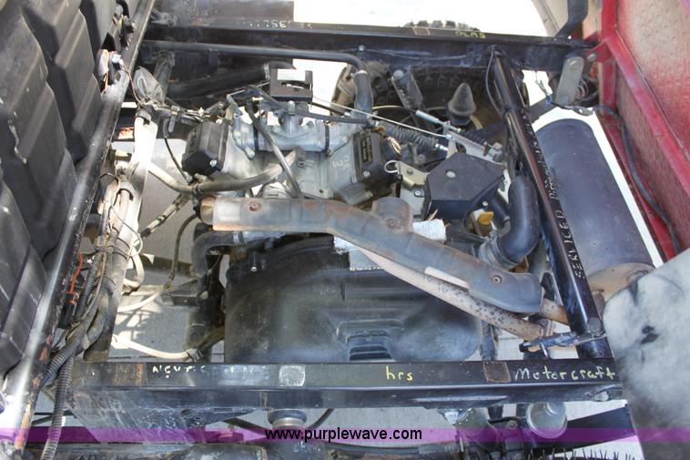 image for item D5034 1999 Kawasaki Mule 2500 utility vehicle