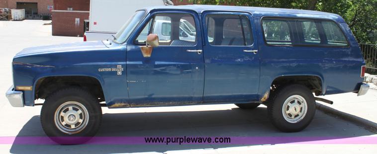 image for item D5036 1983 Chevrolet Suburban K20 Custom Deluxe SUV