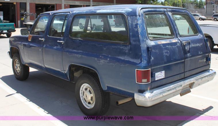 image for item D5036 1983 Chevrolet Suburban K20 Custom Deluxe SUV
