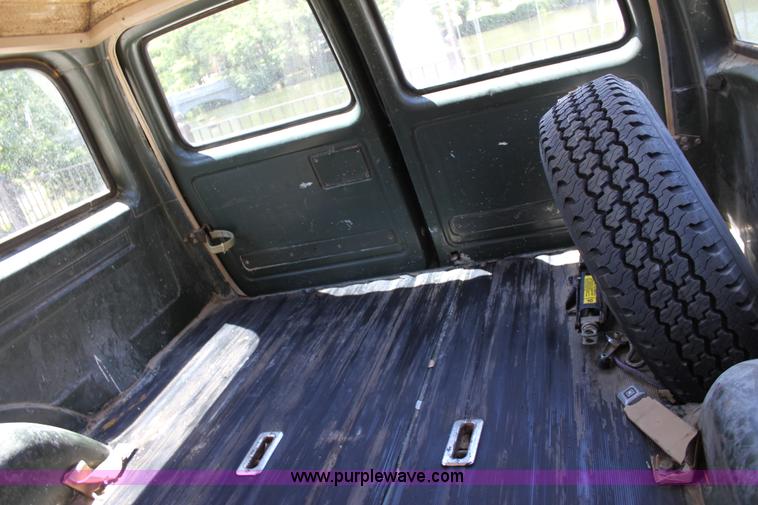 image for item D5036 1983 Chevrolet Suburban K20 Custom Deluxe SUV