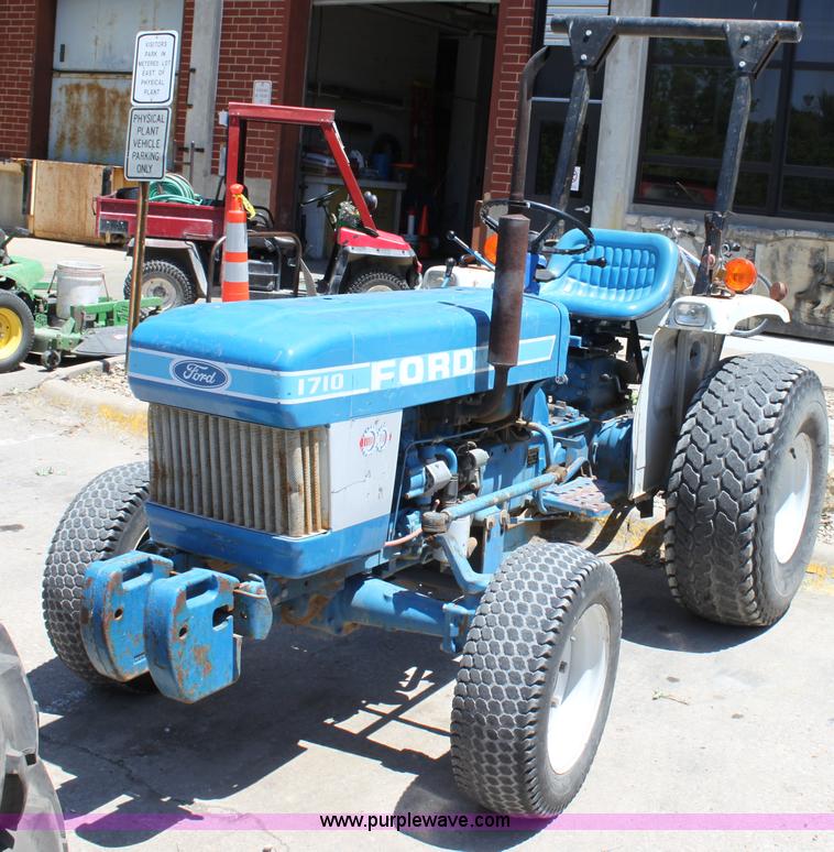 image for item D5038 Ford 1710 tractor