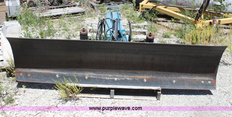 image for item D5038 Ford 1710 tractor