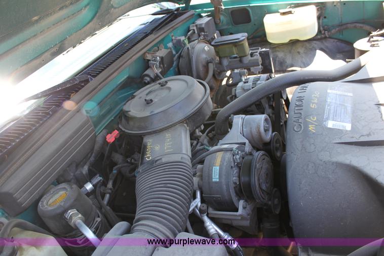 image for item D5046 1994 Chevrolet 1500 pickup truck