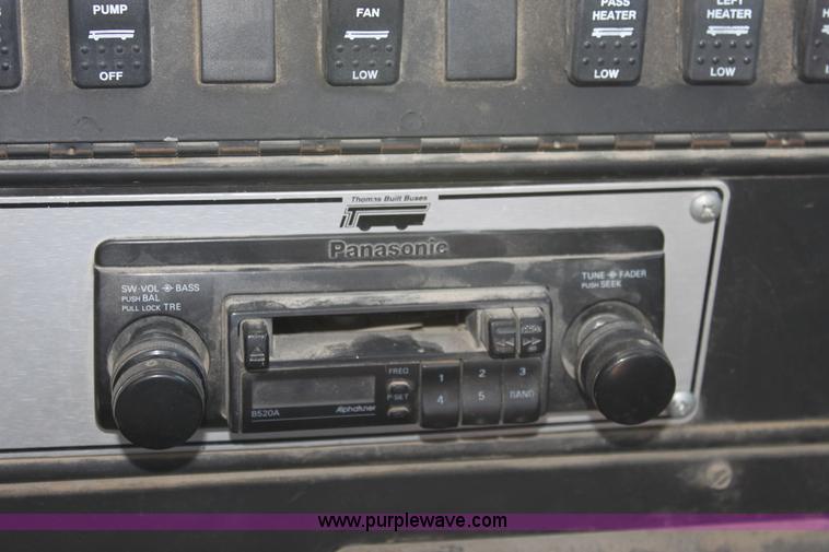 image for item D5048 1995 International 3800 Thomas Built school bus