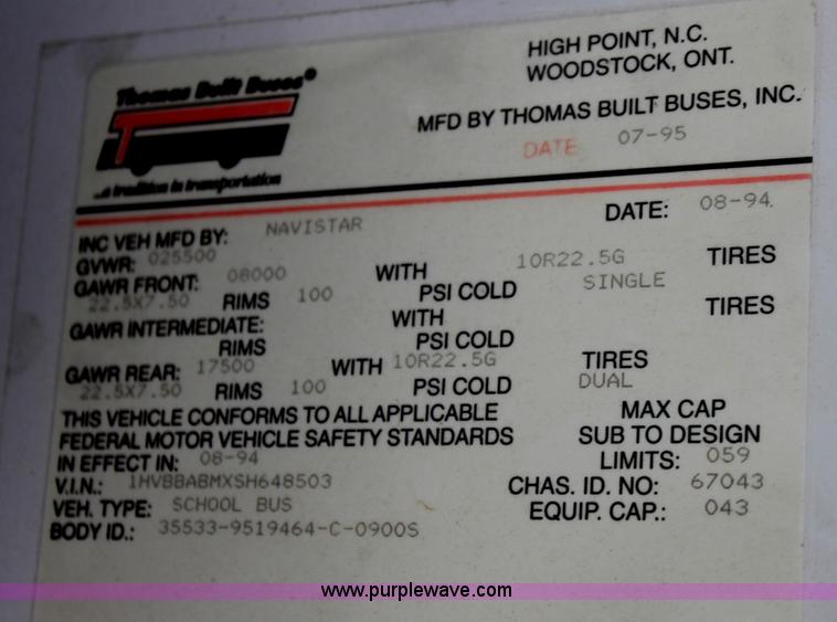 image for item D5048 1995 International 3800 Thomas Built school bus