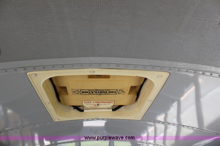 image for item D5048 1995 International 3800 Thomas Built school bus