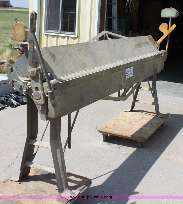 image for item D5058 Dreis & Frump 818 8' metal brake