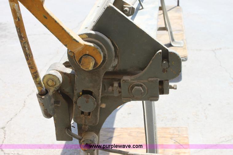 image for item D5058 Dreis & Frump 818 8' metal brake