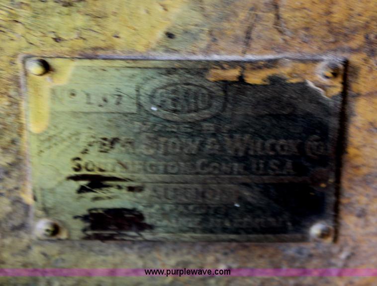 image for item D5059 Peck stove and Wilcox 18 gauge metal shear