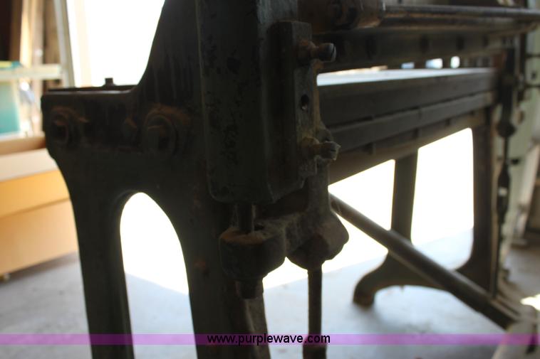 image for item D5059 Peck stove and Wilcox 18 gauge metal shear