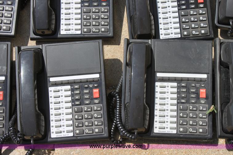 image for item D5060 WIN 440CT telephone system