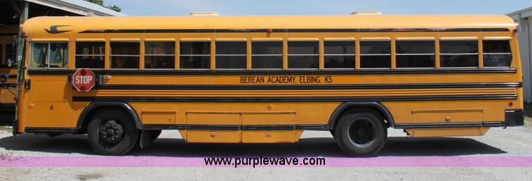 image for item D5063 1992 Blue Bird TC2000 school bus