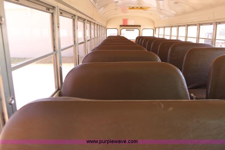 image for item D5063 1992 Blue Bird TC2000 school bus