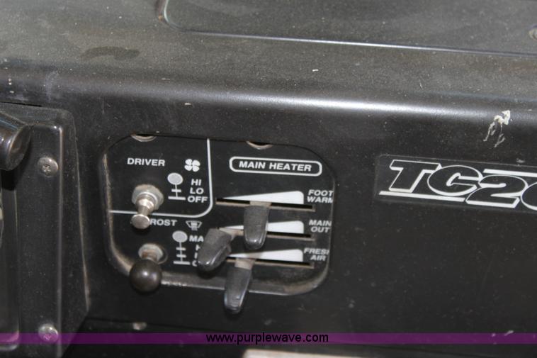 image for item D5063 1992 Blue Bird TC2000 school bus