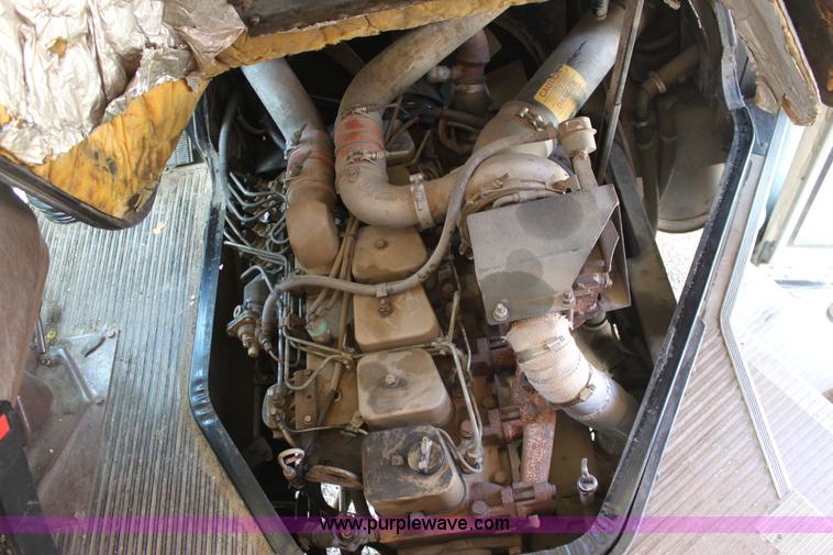 image for item D5063 1992 Blue Bird TC2000 school bus