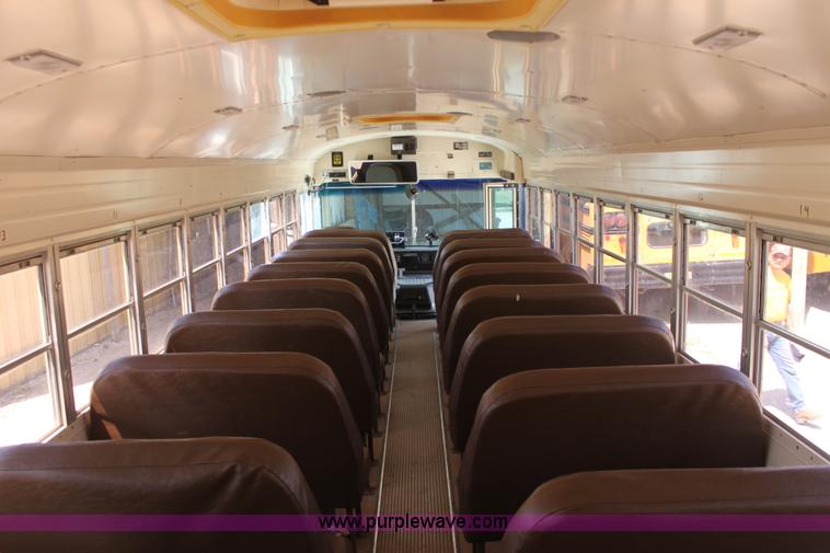 image for item D5063 1992 Blue Bird TC2000 school bus
