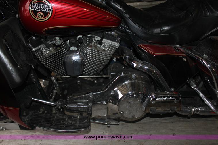 image for item D7532 1990 Harley Electra Glide Ultra Classic motorcycle