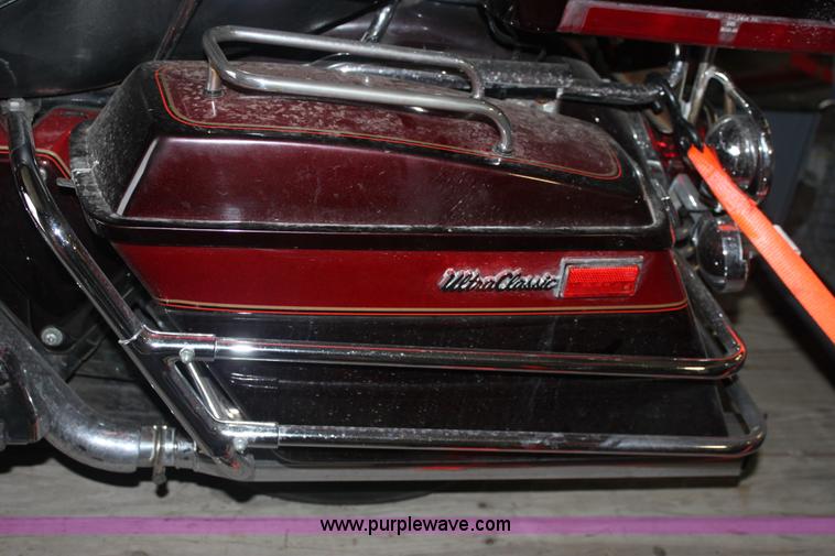 image for item D7532 1990 Harley Electra Glide Ultra Classic motorcycle