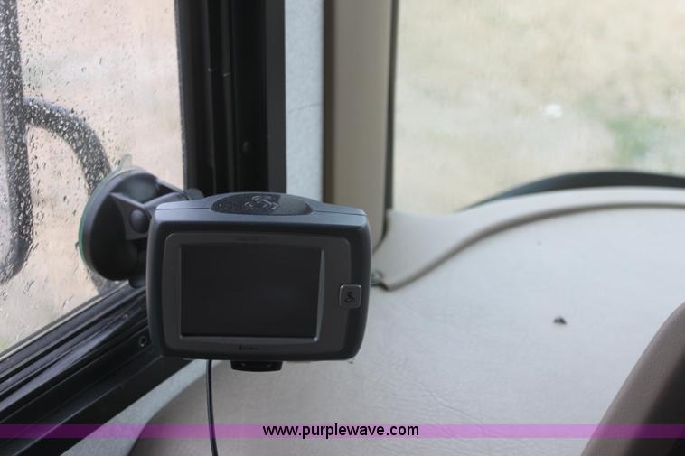 image for item D7535 1992 Fleetwood Bounder RV camper