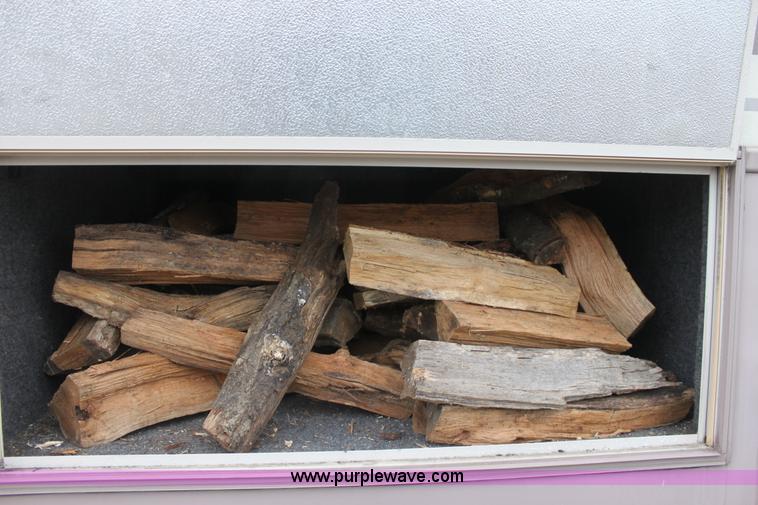 image for item D7535 1992 Fleetwood Bounder RV camper