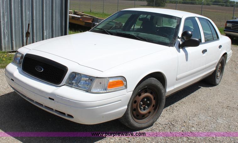 image for item D7810 2007 Ford Crown Victoria Police Interceptor