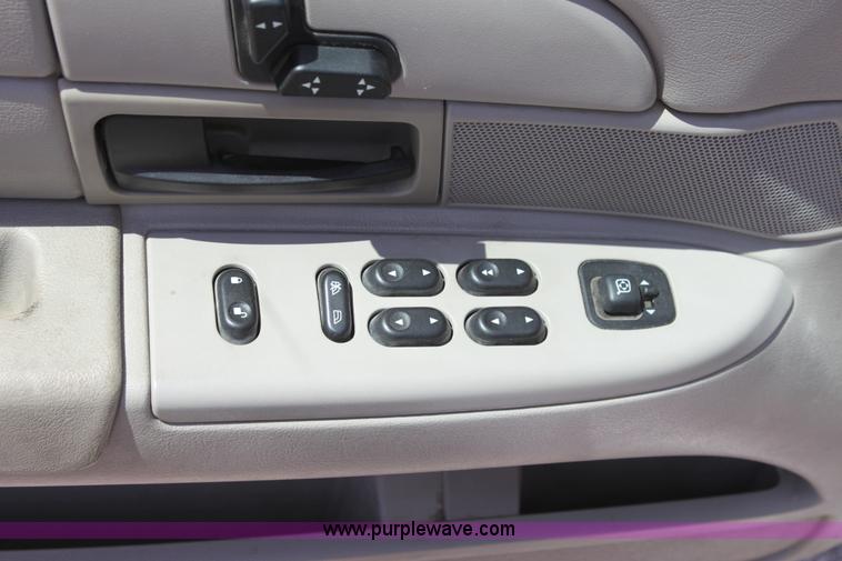 image for item D7810 2007 Ford Crown Victoria Police Interceptor