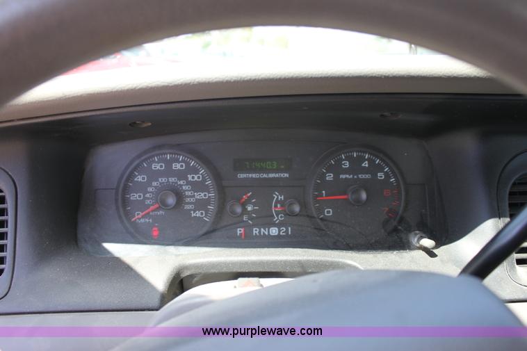 image for item D7810 2007 Ford Crown Victoria Police Interceptor