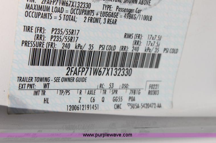 image for item D7810 2007 Ford Crown Victoria Police Interceptor