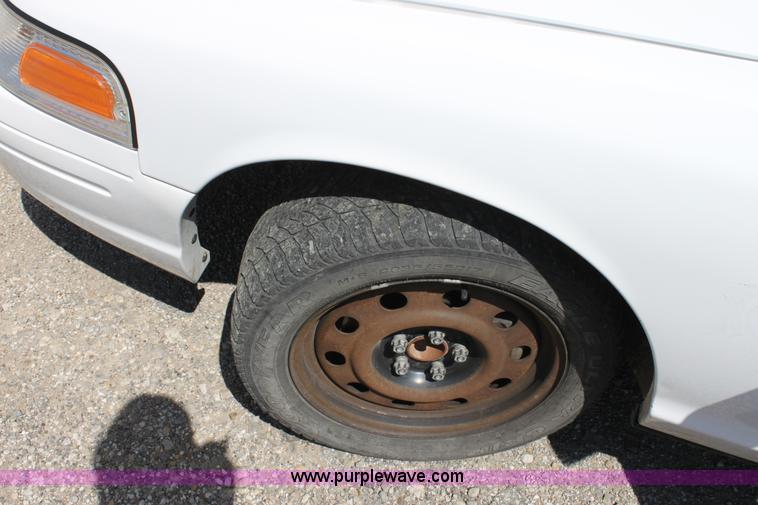 image for item D7810 2007 Ford Crown Victoria Police Interceptor