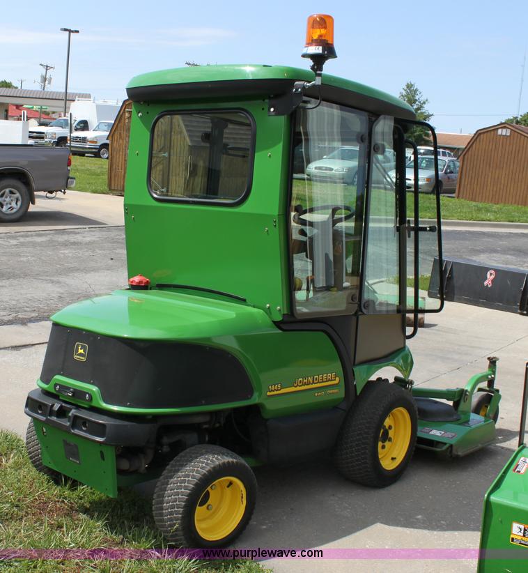 image for item D7967 John Deere 1445 mower
